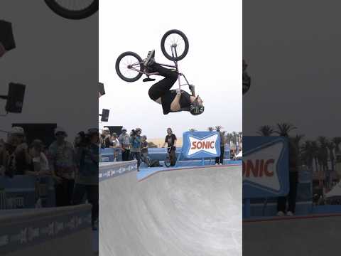 Will this be my Best BMX Trick Ever?🤝🏼 thumbnail
