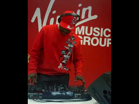 VMG Presents Ulazi - Wethu (DJ Set) thumbnail