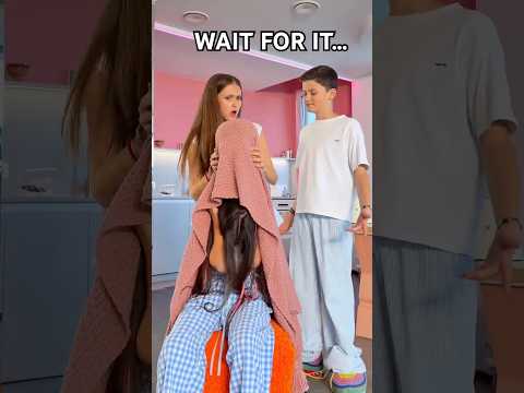 👁️👄👁️+🎈=🤡 #familyfirst @_miss_tais_ @markchirkin thumbnail