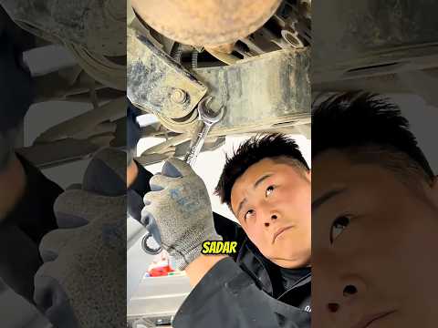 Montir ini di suruh bikin mobil transformers 🤖 #shortviral thumbnail