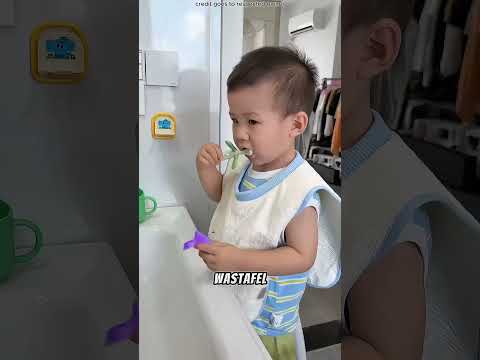🥺 Anak Kecil Ini Melakukan Semuanya Sendiri Demi Mamanya #shortsviral thumbnail