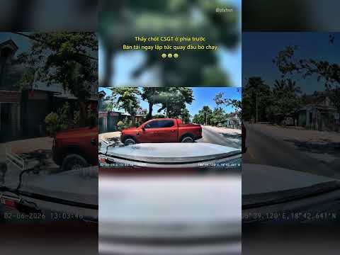 Thấy chốt CSGT ở phía trước, bán tải ngay lập tức quay đầu bỏ chạy 😂 #luatgiaothong #shorts thumbnail