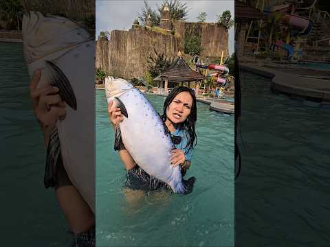 ade ngasih ikan bandeng ke kk #trandingshorts thumbnail