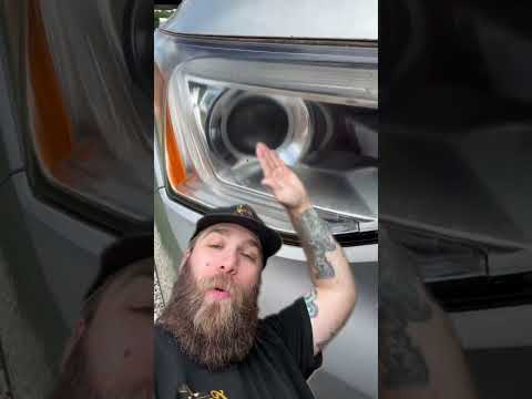 Keeping headlights clear #jeeplife #offroad #jeepwrangler #4x4 #cars #car #ford #offroading #shorts thumbnail