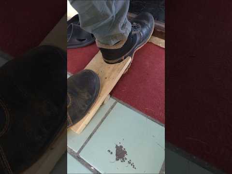 Homemade Boot Remover with No Effort and No Hands #diy #tools #ideas #tips #tricks thumbnail