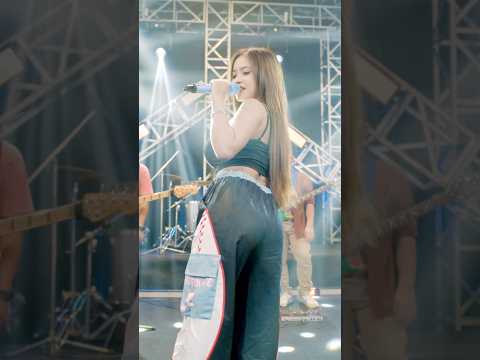 AJENG FEBRIA - KARI CERITO - MUSIC INTERACTIVE #musicinteractive #ajengfebria #karicerito thumbnail