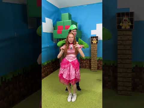 Luigi & Peach are BIG GUYS thumbnail