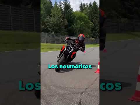 ASÍ FUNCIONAN LQS LLANTAS DE TU MOTO!! 😯 thumbnail