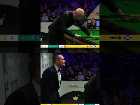 Anthony McGill had to execute the shot AND control the giggles 🤭 thumbnail