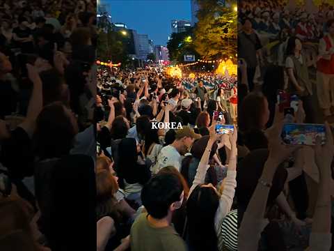 외국인 최대인파 화려한 서울종로 조계종 연등축제 Largest crowd of foreigners, Seoul Jongno Jogye Order Lantern Festival thumbnail