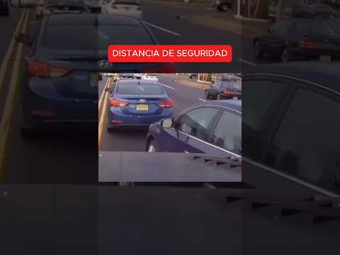 Distancia mínima de seguridad en ciudad thumbnail