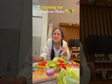 Cooking for Handsome Padosi #minivlog #ytshorts #shorts thumbnail