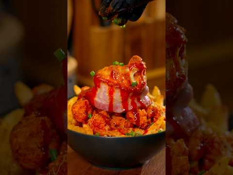 CHEESE VOLCANO Fries 🧀🔥 #food #shorts thumbnail