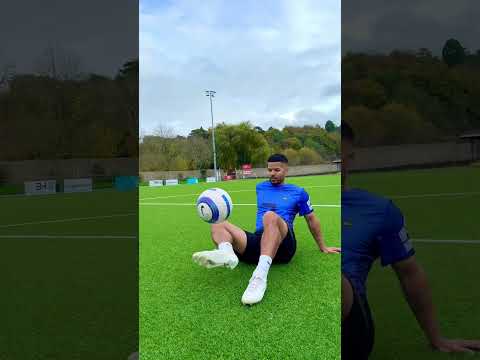 Inside Foot Juggles⚽️🔥 thumbnail