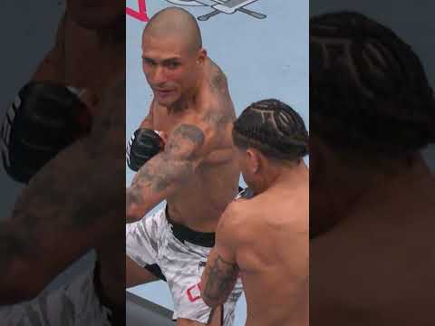 A debut submission for Chairez! #ufcvegas118 thumbnail