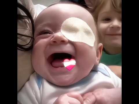 His first time seeing mom… 🥺💔 thumbnail