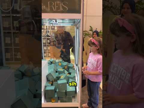 Gadis kecil ini menang challenge yang mustahil ? #shortviral #shorts thumbnail