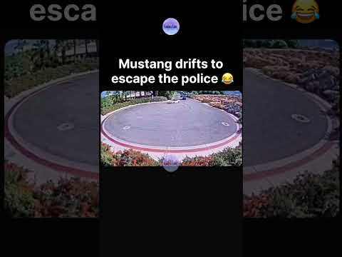Mustang drifts to escape the police 😂❤️‍🩹 thumbnail