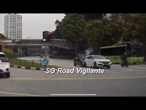 29may2026 jurong town hall roadmini rear ended vehicle waiting to turn right at the junction thumbnail