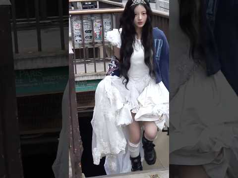 ILLIT (아일릿) 'MAMIHLAPINATAPAI' Concept Film IT’S ME ? - #MINJU thumbnail