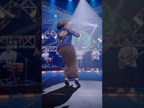 Sumandhing #sumandhing #nikensalindry #shortsvideo #dangdutkoplo #beranda #anekasafarirecords #music thumbnail