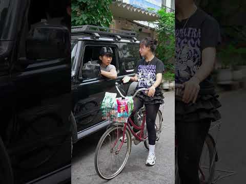 Mở chai nước | Oppa Huy thumbnail