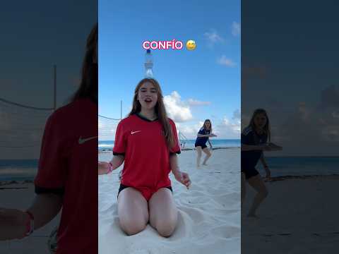 ¿Ustedes confirmarían en nosotras? ⚽️😅 Yo confío en mi hermana 👧🏻 #hermanas #futbol #reto thumbnail
