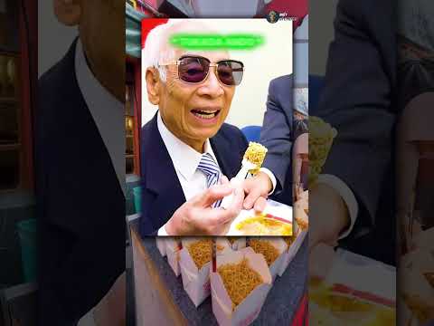 Món Mì Tôm Trẻ Em Từng Được Chế Tạo Cho Gà Ăn 🍜😱 thumbnail