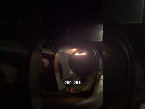 ĐÈN PHA KỲ LẠ NÀY CÓ TÁC DỤNG GÌ TRONG QUÂN SỰ? ? | Đế Vương Công Nghệ thumbnail
