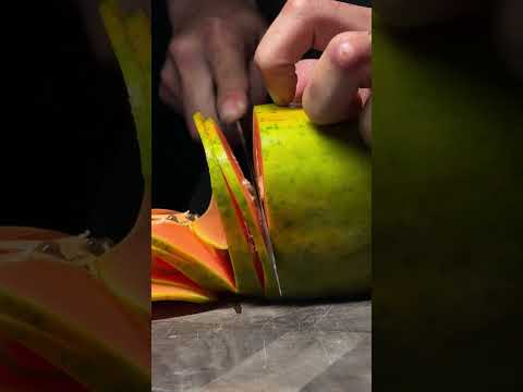 Rui “Golden Fall” Sujihiki cutting a papaya  #fyp #satisfying #kitchenknife #japaneseknife #ruiknife thumbnail