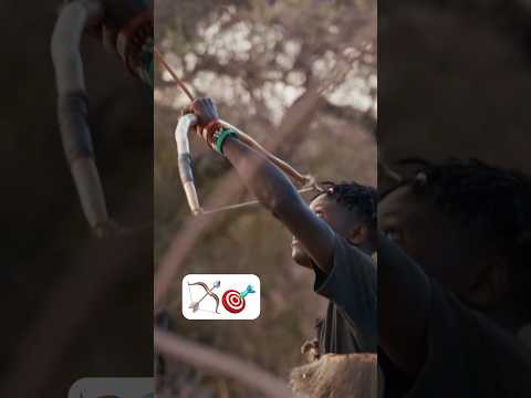 ¿Sobrevivirías al ritmo de los Hadza? 🏹 #tanzania #shorts thumbnail