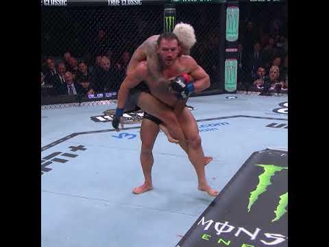 Joe Rogan was loving the slams 🤣 #ufcwhitehouse thumbnail