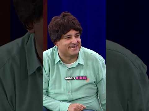 Siz Köylüsünüz, Size Ayrı Muamele! 😁 #Shorts #bkm #komedi #güldürgüldürshow thumbnail