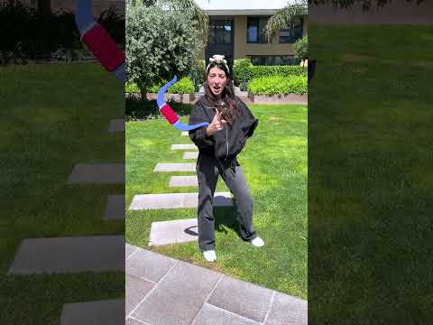 cadıya elma yedirirken benim haller 🍎😂 thumbnail