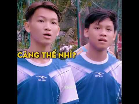 Công Phượng và Bùi Tiến Dũng giả làm bảo vệ 😂😂😂 thumbnail