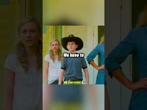 Shane Brings The Guns🥶 // #thewalkingdead #shorts thumbnail