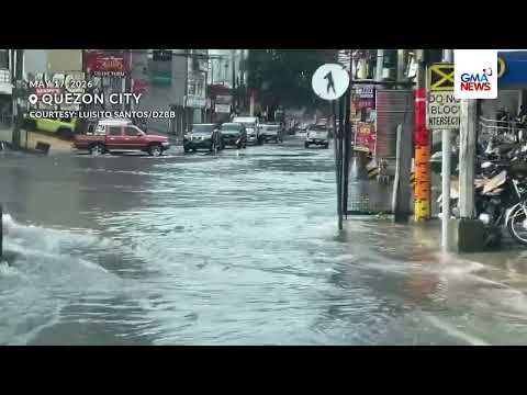 Ilang kalsada sa Quezon City, binaha dahil sa malakas na ulan | GMA News thumbnail
