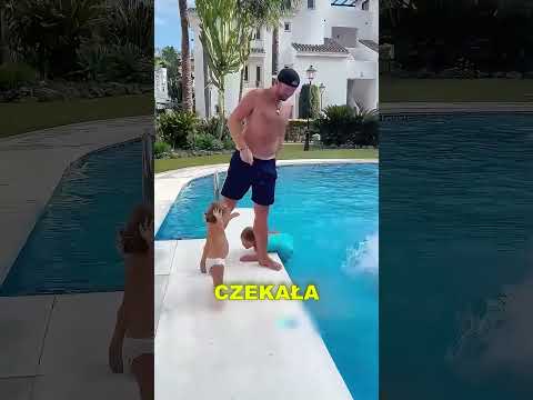Najmądrzejszy tata na świecie 😂❤️ thumbnail