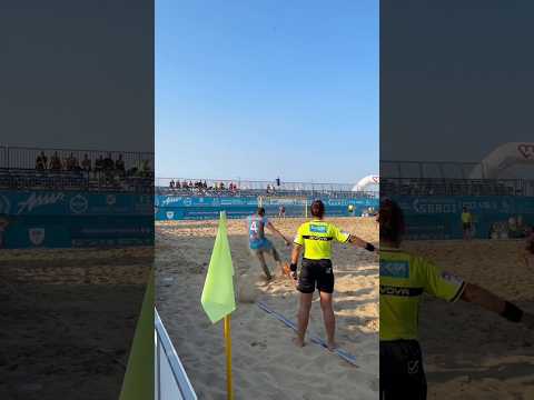 Catarino with the BEST free kick you’ll see today! 🤩💫🇧🇷 #beachsoccer  #football #soccer #beach thumbnail