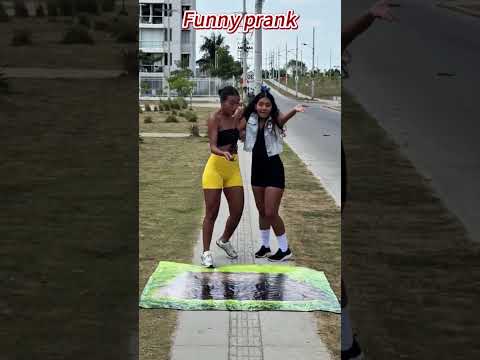 Funny prank😂#funny#prank#funnyprank#funnyvideos#funny thumbnail