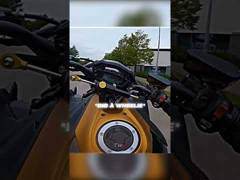 Reckless Rider Stunt Nearly Got Arrest 🤯 thumbnail