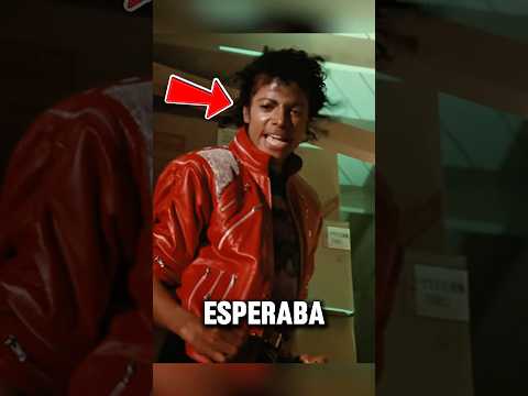 Este PÁJARO bailó MEJOR que MICHAEL JACKSON 😱 #michaeljackson #curiosidades #datoscuriosos thumbnail