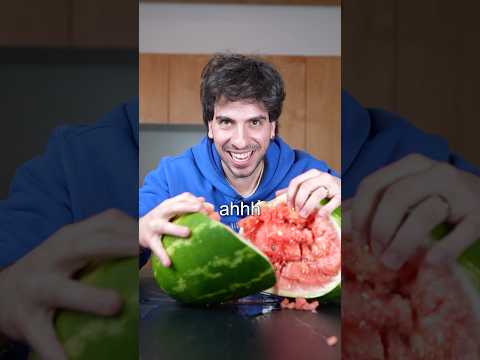 Aplasté una sandía con mi mano. thumbnail