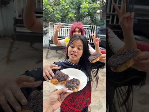 Ambil donat gosong !! #fypシ #shorts thumbnail