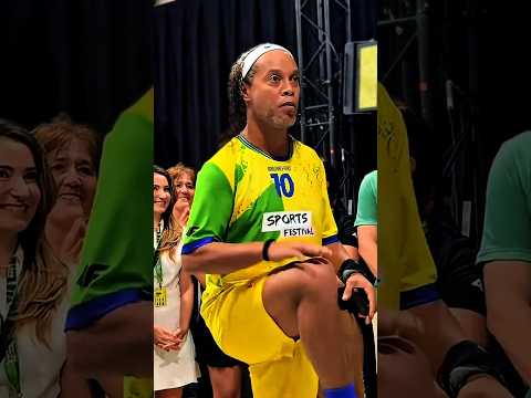 Ronaldinho 45 Years Old Skills 🔥😱 thumbnail