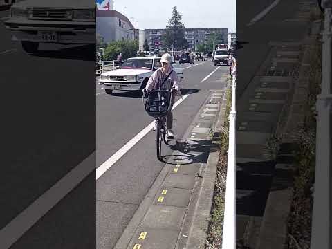 マークⅡ、（自転車一歩リード）、【アリオ上尾 昭和平成オールドカー展示会】 thumbnail