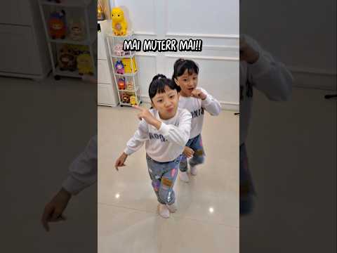LAGU VIRAL X DANCE BRAZIL 🤩💃 #kembar #jogetseru #dance #jogetviral #twins #shorts thumbnail