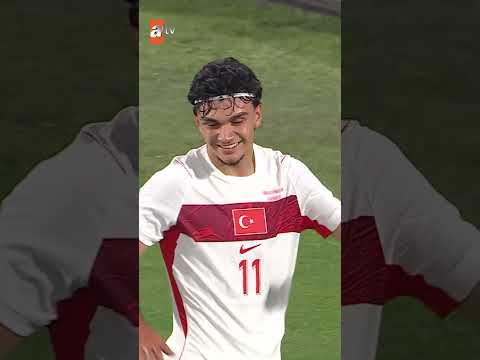 Can Uzun farkı 2'ye çıkarıyor - #türkiye #dünyakupası #millitakım thumbnail