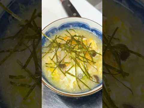【4坪の小さな居酒屋】脱サラした55歳ママのワンオペに密着！ thumbnail