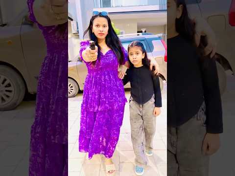 mummy se sab dar gye #shorts #thegeetagurjar thumbnail